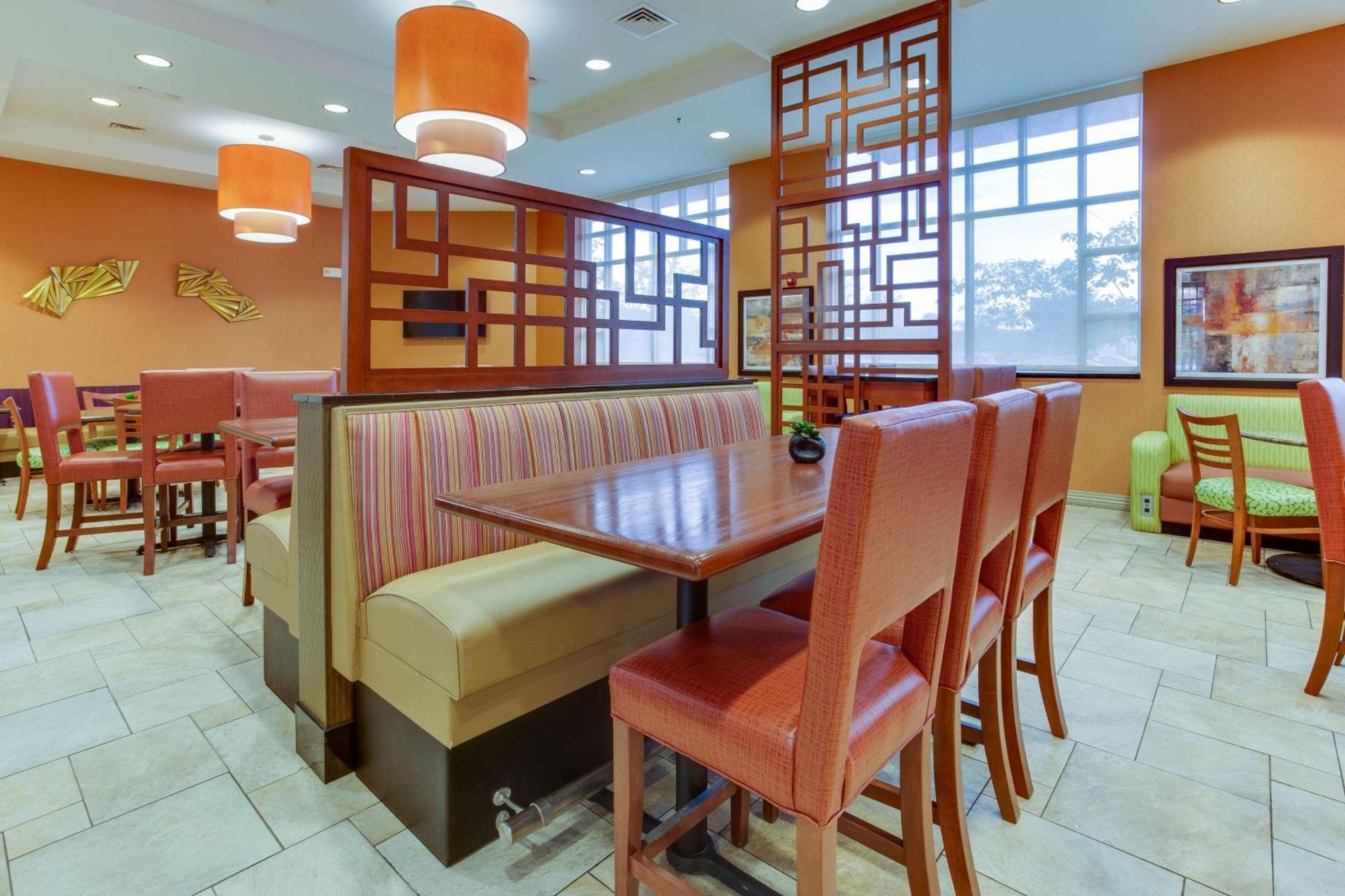 Drury Inn & Suites ווסט דה מוין מראה חיצוני תמונה