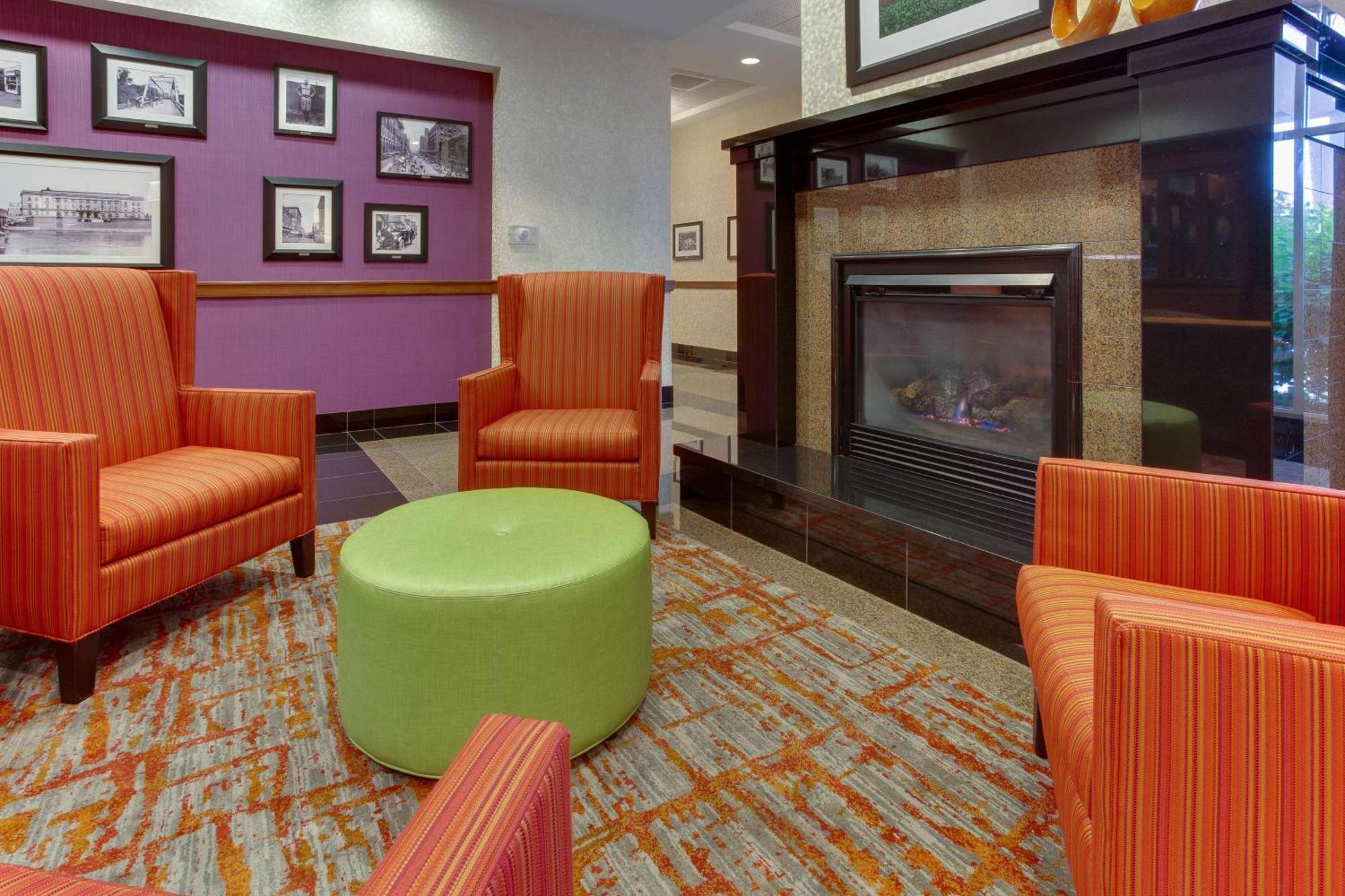 Drury Inn & Suites ווסט דה מוין מראה חיצוני תמונה