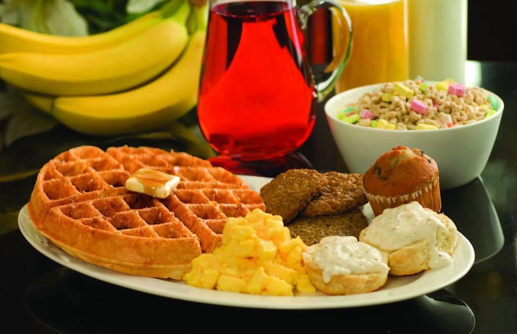 Drury Inn & Suites ווסט דה מוין מראה חיצוני תמונה